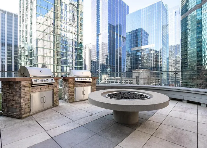 Loop 1br W Pool Gym Nr The L Riverwalk Chi-242